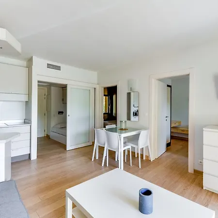 Confortable A Deux Pas De La Baie דירה